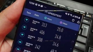 Samsung Galaxy Note 10+: Conectivitate full option, cu viteze mari, atât WiFi, cât și în rețeaua 4G LTE; DeX disponibil într-un mod mult mai simplu