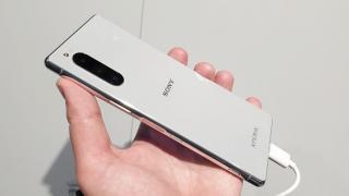 IFA 2019: Sony Xperia 5 Hands-on - Flagship demn de titulatura "Compact", cu 3 camere și ecran OLED