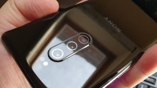 Sony Xperia 1 primește un nou update, cu îmbunătățiri pentru camera foto și patch de securitate pe septembrie