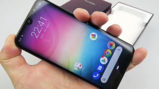 Allview V4 Viper Unboxing: Telefon de buget arătos, cu cameră duală și Android Pie (Video)