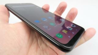 Xiaomi Redmi Note 7: Display fără pretenţii, un IPS LCD generic