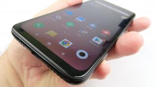 Xiaomi Redmi Note 7: Conectivitate dual SIM, USB-C şi infraroşu