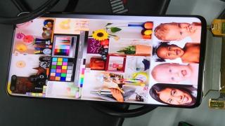 Honor V30, succesorul telefonului ce a inaugurat decupajul bulină în ecran va face trecerea la o cameră selfie duală