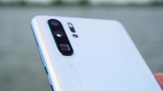 Mini Turul Magazinelor #103: Două telefoane de câteva sute de lei de la LG şi Oppo, reduceri la OnePlus 7, Huawei P30 Pro