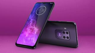 Preț și disponibilitate Motorola One Zoom în România