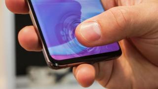 Samsung explică oficial care e problema cu citirea amprentei de pe Galaxy S10 şi Note 10