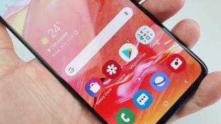 Samsung Galaxy A70: OS, UI, aplicaţii clasice One UI, cu câteva update-uri