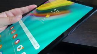 Samsung Galaxy Tab S5e: Display Super AMOLED Super vizionabil