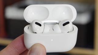 Turul Magazinelor #633: Televizor 4K ieftin, telefon 5G puternic, scaun de gaming la preţ mic şi AirPods Pro la comandă