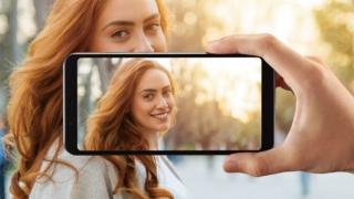 Sharp Aquos V este anunțat oficial! Telefon de 230 dolari cu procesor Snapdragon 835, cameră duală
