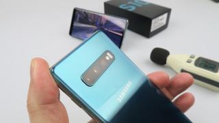 Android 10 a sosit pe Samsung Galaxy S10 în varianta stabilă; Iată în ce condiţii şi unde este disponibil