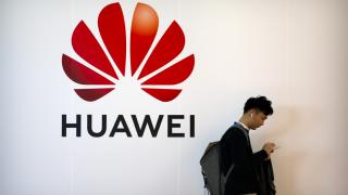 Administrația SUA vrea să pună şaua pe Huawei şi mai mult, conform unor surse apropiate de Washington