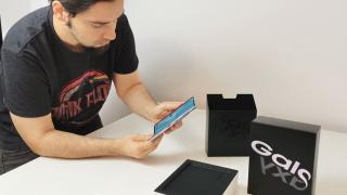 Samsung Galaxy Fold Unboxing: revenirea pliabilului, corectat şi mai ieftin pe plan local decât mă aşteptam (Video)