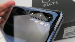 Xiaomi Mi Note 10 Unboxing: Note nou, mulţi megapixeli, mult zoom, familiaritate