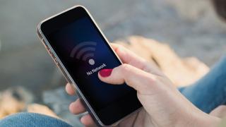 ANCOM amendează operatorii telecom din România cu peste 1.6 milioane de lei pentru nerespectarea obligației de acoperire a 98% din populație cu servicii de voce