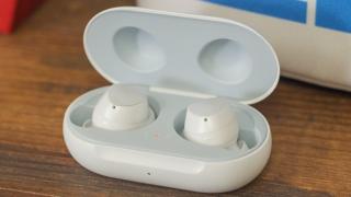 Samsung Galaxy Buds+, căștile wireless ce vor debuta alături de Galaxy S20 au dezvăluite noi detalii