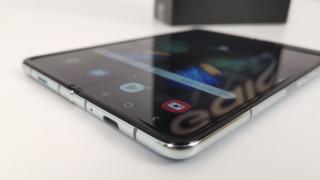 Samsung Galaxy Fold declarat "cel mai greu de reparat smartphone din 2019" de către iFixit