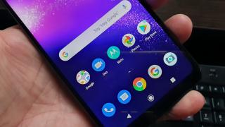 Motorola One Macro: OS, UI, aplicaţii - Android Pie la putere, stock cum l-am lăsat