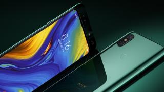 Turul Magazinelor #659: Telefon 5G pe la 1500 lei, iPhone XR sub 3000 lei + televizoare şi proiectoare la discount