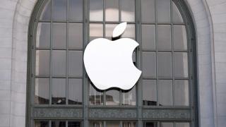 Apple este acum cel mai mare producător de smartphone-uri din lume, în vreme ce veniturile Samsung au înregistrat un picaj de 53% în 2019