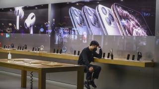 Apple decide închiderea tuturor magazinelor fizice din China continentală până pe 9 februarie, din cauza coronavirusului