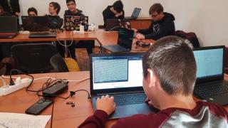 CyberSec CoderDojo Timișoara așteaptă tinerii pasionați de tehnologie să descopere mai multe despre securitatea cibernetică; Iată detalii