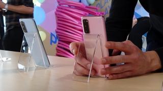 Samsung Galaxy S20 Hands-On Review: cel mai mic telefon cu ecran de 120 Hz, cu cel mai performant procesor din 2020