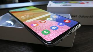 Samsung Galaxy A51 Unboxing: cel mai dorit telefon midrange din 2019 primeşte un urmaş cu quad camera