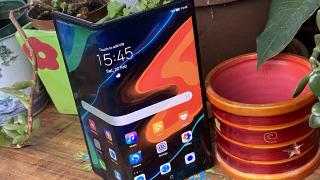 Huawei Mate Xs Hands-On Review: cel mai mare telefon pliabil are acum 5G, balama îmbunătăţită, o cameră quad respectabilă