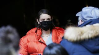 eMAG oferă măşti sanitare de protecție la preţ subvenționat pe fondul unei specule exacerbate în ultimele 24 de ore