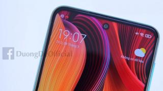 Redmi Note 9 Pro apare în fotografii reale; Are scanner de amprente lateral, ecran cu decupaj bulină