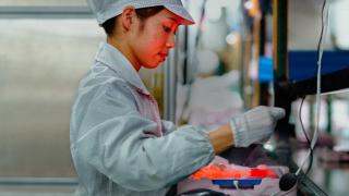 Foxconn ar fi reînceput producţia la un nivel neaşteptat de bun, dar cererea rămâne scăzută