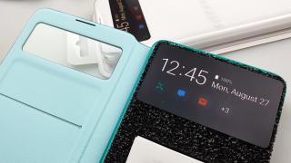 Prezentare huse Samsung Galaxy A51 + Giveaway: modele Ringke ultrarezistente şi huse originale Samsung flip S-View cu fereastră