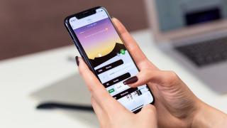 Turul Magazinelor #690: iPhone XS de 3000 de lei, aparate de fitness, lămpi UV bacteridice şi trotinete pentru livrare mâncare