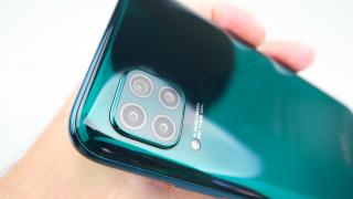 Huawei P40 Lite: Baterie de aproape 2 ori mai bună decât la P30 Lite