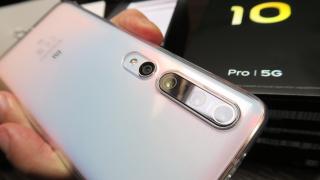 Xiaomi Mi 10 Pro 5G Unboxing: primele impresii despre telefonul 5G cu 3 difuzoare care vrea să îi pună capac lui S20 Ultra (Video)