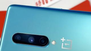 OxygenOS 10.5.4/10.5.6 se distribuie acum pe OnePlus 8 și OnePlus 8 Pro, cu îmbunătățiri selfie, dar și a detectării murdăriei ce obturează lentila camerei