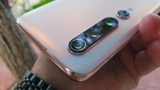 Mobicast #308: Dezbatere școala de acasă e rea? Lansare Redmi Note 9, sateliți Starlink deasupra României, Assassin's Creed Valhalla