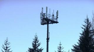 Noi antene 5G arse, de această dată în Canada; Pandemia de prostie se extinde