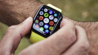 Atacurile de panică ar putea fi detectate de ceasurile Apple odată cu watchOS 7