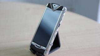 Primul review românesc la Vertu Constellation Touch, telefon de lux și nu numai