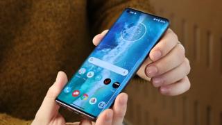 Preț și disponibilitate Motorola Edge în România