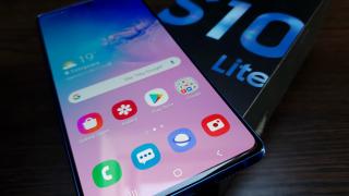 Samsung Galaxy S10 Lite: Hardware cu plusuri chiar şi faţă de S10-urile non Lite