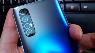 Oppo Reno 3 Pro (5G): Hardware foarte apropiat de flagship-uri, generos cu RAM-ul