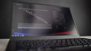 Prezentare ASUS ROG Zephyrus G14: Laptop de gaming cu grafică RTX, procesor Ryzen 7 și display secundar AniMe Matrix pentru personalizare