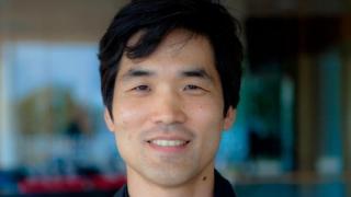Un om de ştiinţă respectat devine şef de Cercetare şi Dezvoltare la Samsung; Dr. Sebastian Seung este premiant Harvard şi profesor Princeton