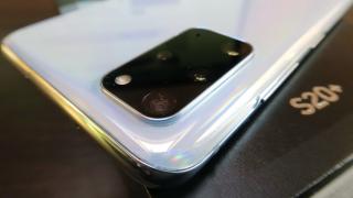 Samsung Galaxy S20 primeşte o actualizare software ce aduce îmbunătăţiri ale camerei, Security Patch pe iulie 2020