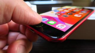 Apple iPhone SE (2020): Hardware de iPhone 8, cu inimă de iPhone 11