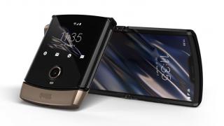 Motorola România anunță o ajustare de preț pentru RAZR 2019; Costă 4.999 lei acum, fiind disponibil și pe auriu