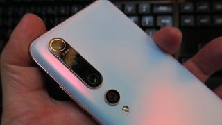 Şi Xiaomi are un telefon cu procesor Snapdragon 865+ în pregătire; Apare menționat online, cu ecran de 120 Hz